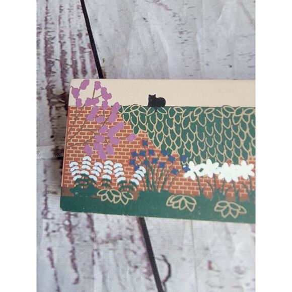 The Cat's Meow Village Brick Garden Wall Ivy and Flowers Accessory Shelf Sitter - Picture 2 of 4